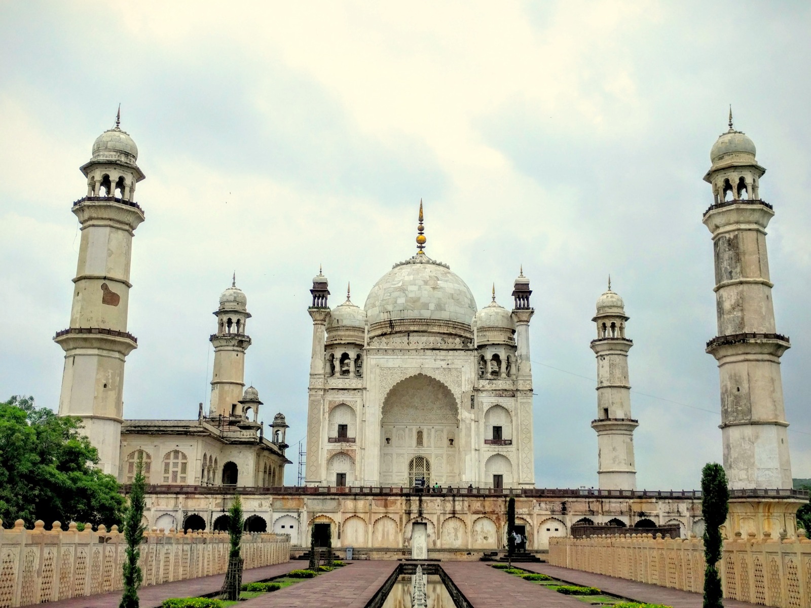Day 06: Aurangabad – Bibi Ka Maqbara – Departure